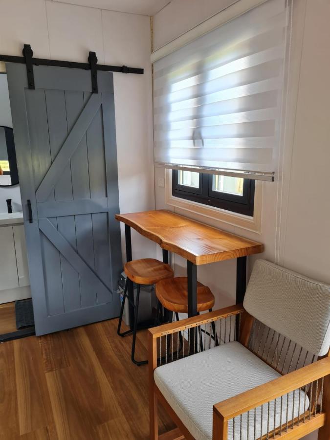 Tiny - Redbird Farm stay *