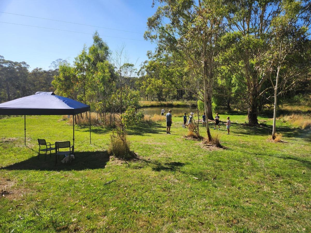 Tiny - Redbird Farm stay Hartley